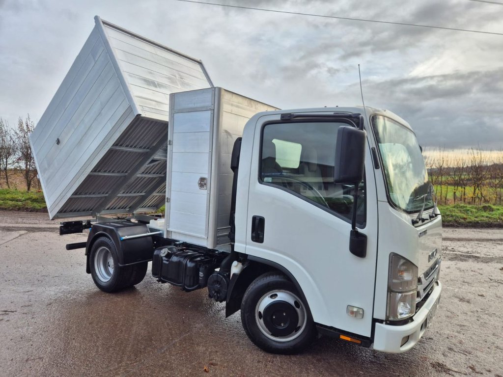 Used Isuzu Other 2017 for sale - 77140157: Photo 2