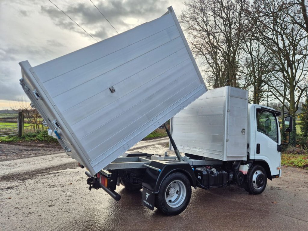 Used Isuzu Other 2017 for sale - 77140157: Photo 5