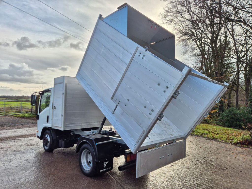 Used Isuzu Other 2017 for sale - 77140157: Photo 9