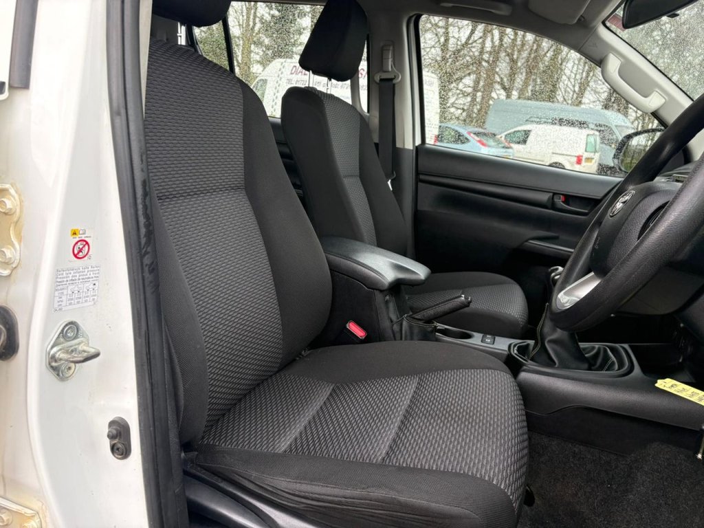 Used Toyota Hilux 2019 for sale - 77499126: Photo 18