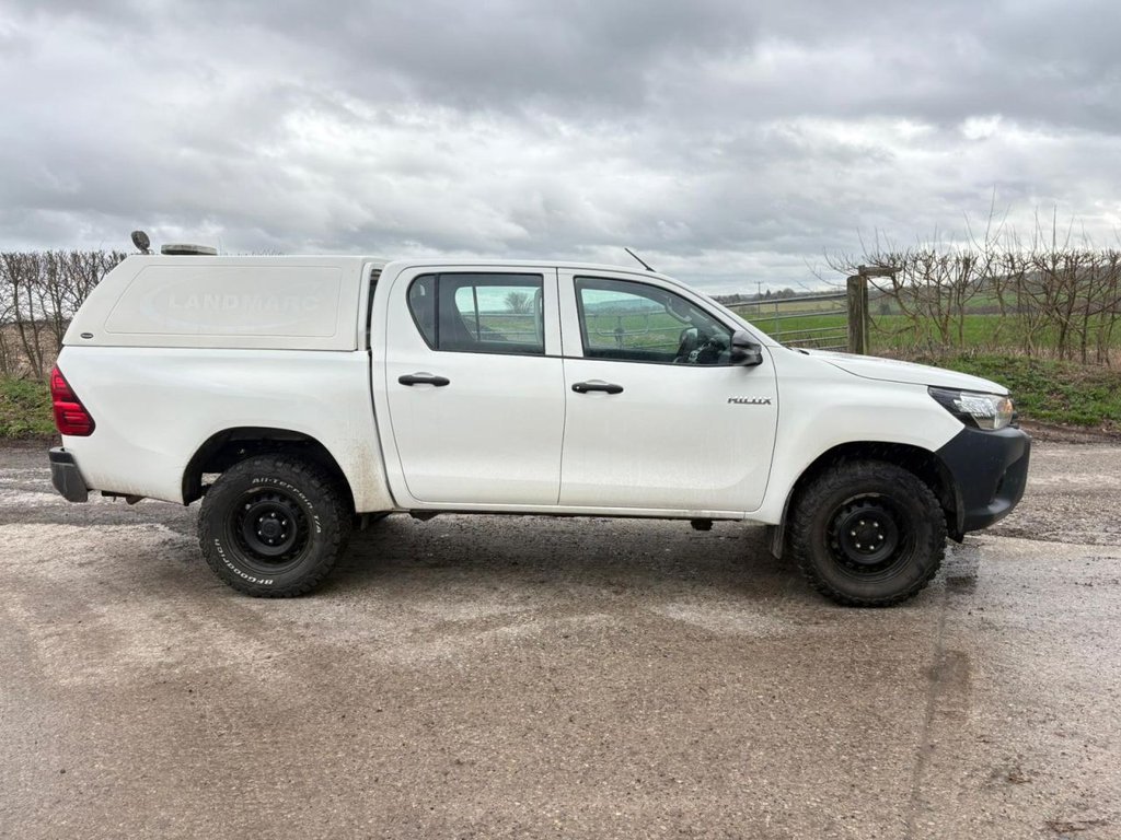 Used Toyota Hilux 2019 for sale - 77499126: Photo 2