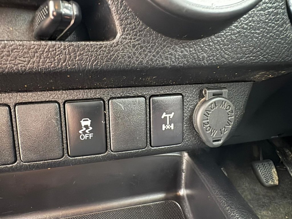 Used Toyota Hilux 2019 for sale - 77499126: Photo 25