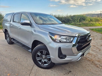 Used Toyota Hilux 2022 for sale - 76200266: Photo