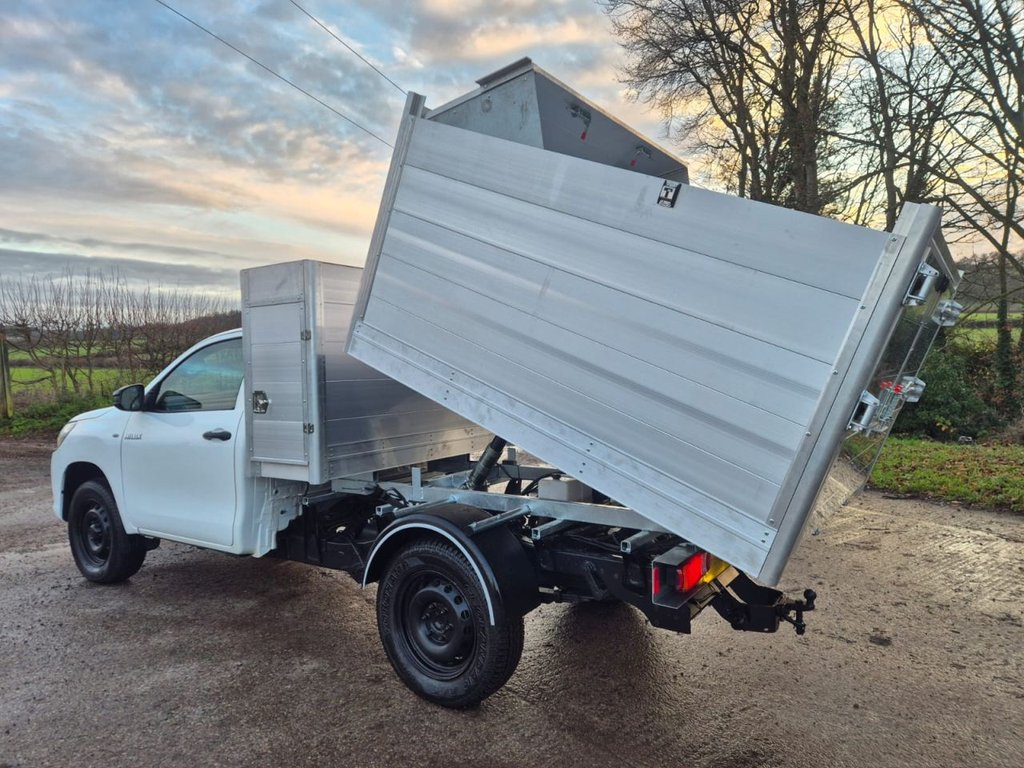 Used Toyota Hilux 2018 for sale - 76962769: Photo 14