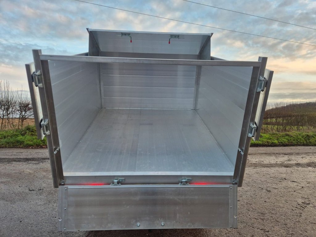 Used Toyota Hilux 2018 for sale - 76962769: Photo 16