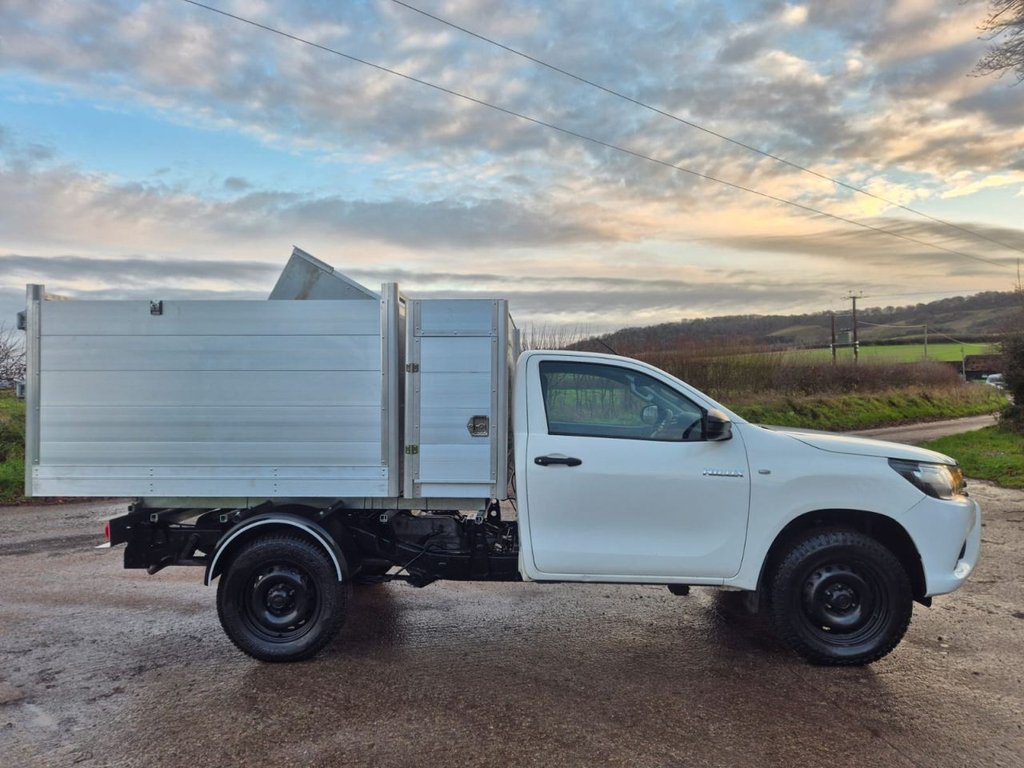 Used Toyota Hilux 2018 for sale - 76962769: Photo 8