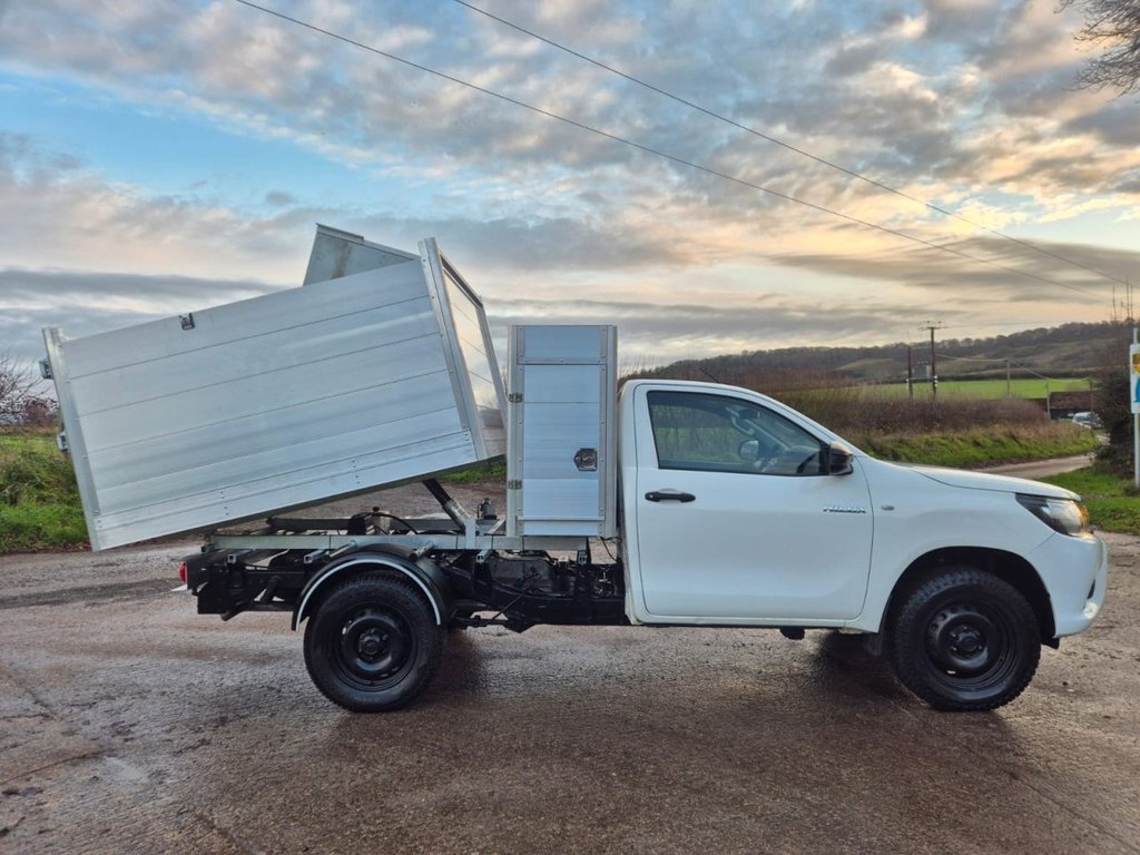 Used Toyota Hilux 2018 for sale - 76962769: Photo 9