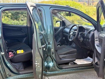 Used Isuzu D-Max 2017 for sale - 75904473: Photo