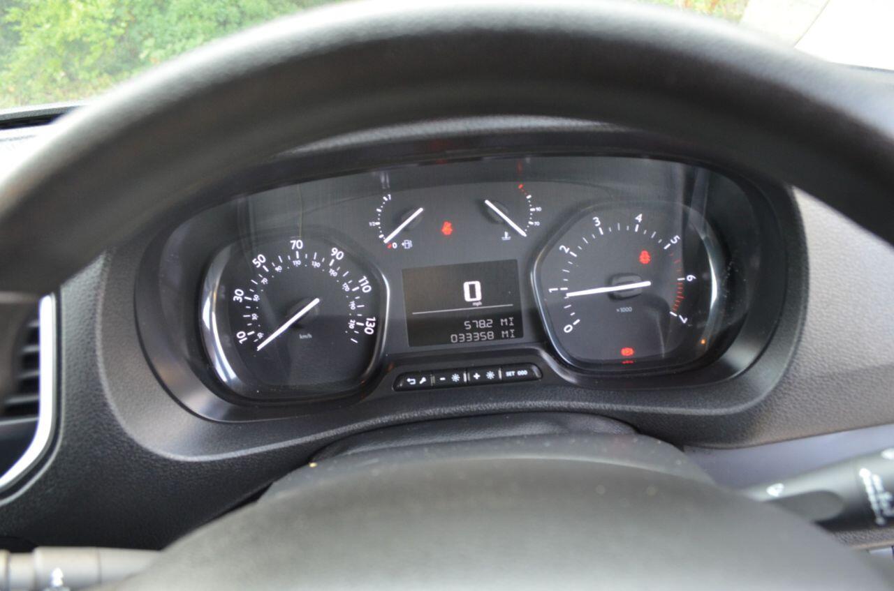 Vehicle 33
