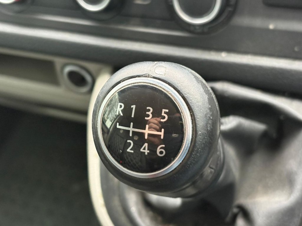 Used Volkswagen Transporter 2017 for sale - 77408531: Photo 11