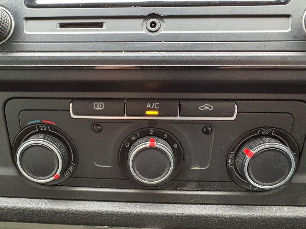 Used Volkswagen Transporter 2017 for sale - 77408531: Photo 15