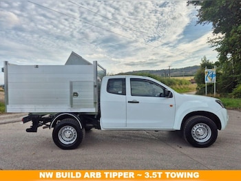 Used Isuzu D-Max 2017 for sale - 76136132: Photo
