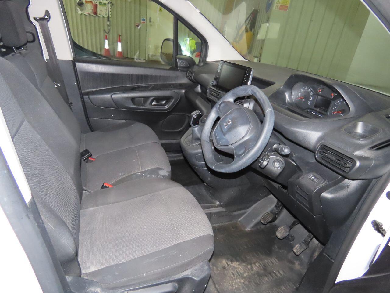 Used Peugeot Partner 2020 for sale - 76689219: Photo 7