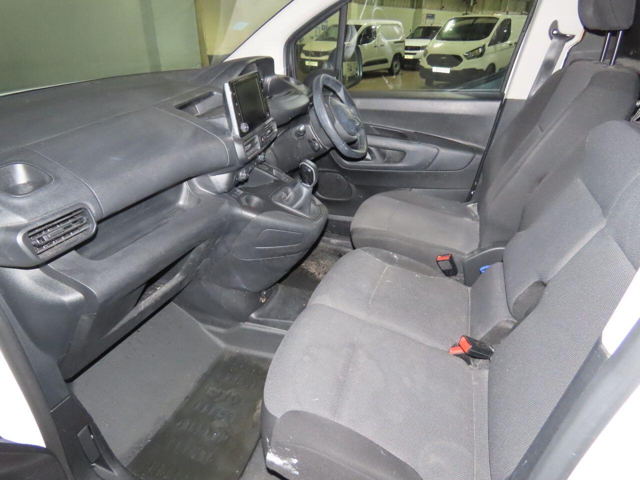 Used Peugeot Partner 2020 for sale - 76689219: Photo 8