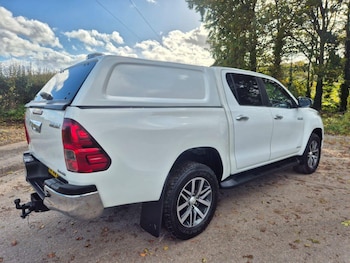 Used Toyota Hilux 2018 for sale - 76551972: Photo