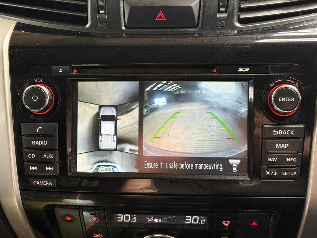 Used Nissan Navara 2017 for sale - 77693678: Photo 15