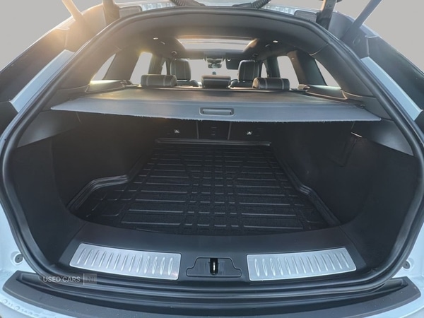 Used Land Rover Range Rover Velar 2018 for sale - 76634589: Photo 11