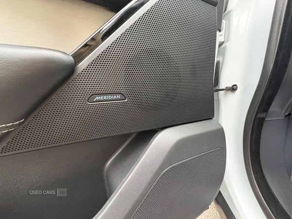 Used Land Rover Range Rover Velar 2018 for sale - 76634589: Photo 19