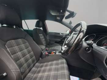 Used Volkswagen Golf 2017 for sale - 75292123: Photo
