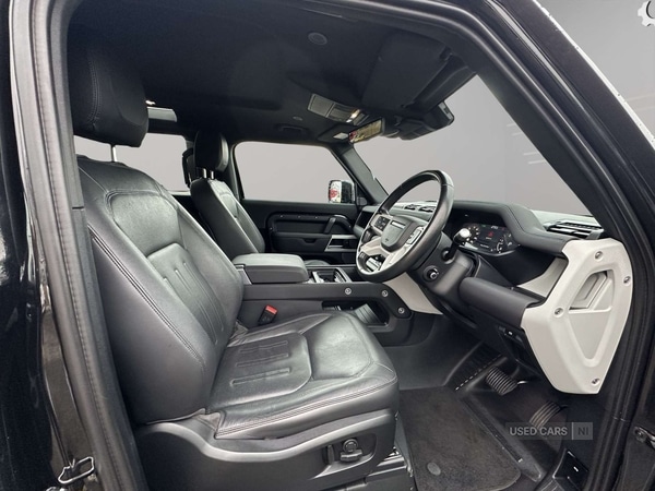 Used Land Rover Defender 2021 for sale - 77292415: Photo 2