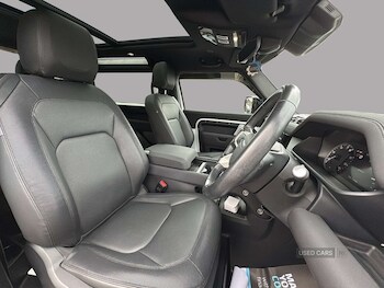 Used Land Rover Defender 2022 for sale - 77739064: Photo