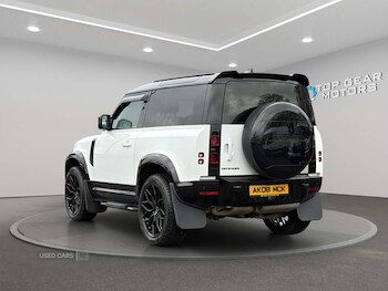Used Land Rover Defender 2022 for sale - 77739064: Photo