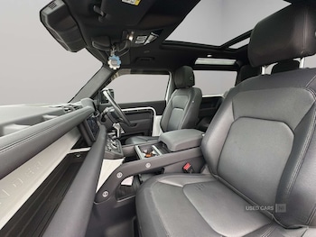 Used Land Rover Defender 2022 for sale - 77739064: Photo