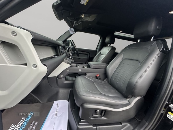 Used Land Rover Defender 2021 for sale - 75671172: Photo 5