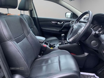 Used Nissan Qashqai 2016 for sale - 79363126: Photo