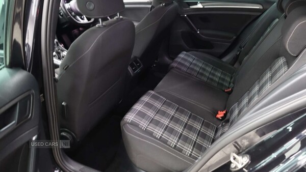 Used Volkswagen Golf 2017 for sale - 77941232: Photo 14