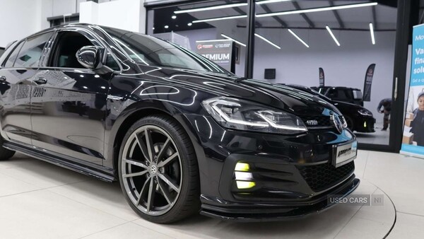 Used Volkswagen Golf 2017 for sale - 77941232: Photo 22