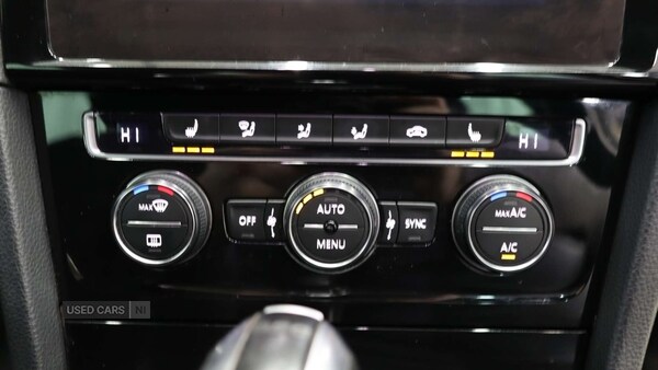 Used Volkswagen Golf 2017 for sale - 77941232: Photo 26