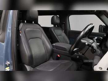 Used Land Rover Defender 2022 for sale - 78742438: Photo