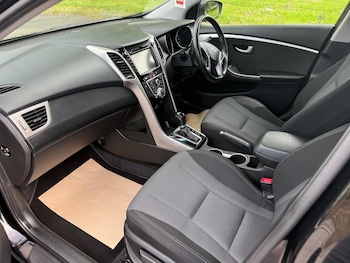 Used Hyundai i30 2016 for sale - 79008715: Photo