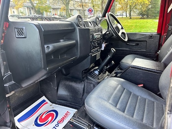 Used Land Rover Defender 110 2014 for sale - 78578658: Photo