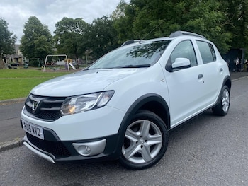 Used Dacia Sandero 2015 for sale - 79394066: Photo