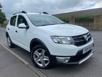 Used Dacia Sandero 2015 for sale - 79394066: Photo