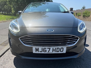 Used Ford Fiesta 2017 for sale - 79058025: Photo