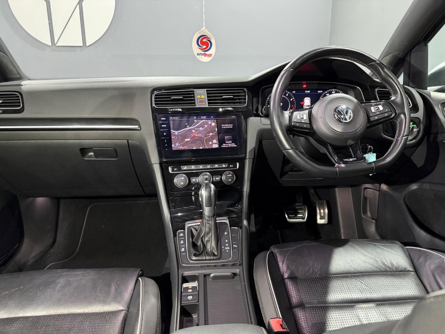 Used Volkswagen Golf 2017 for sale - 75975650: Photo 9