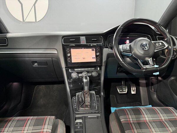 Used Volkswagen Golf 2018 for sale - 74835046: Photo 15