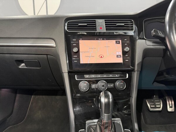 Used Volkswagen Golf 2018 for sale - 74835046: Photo 16