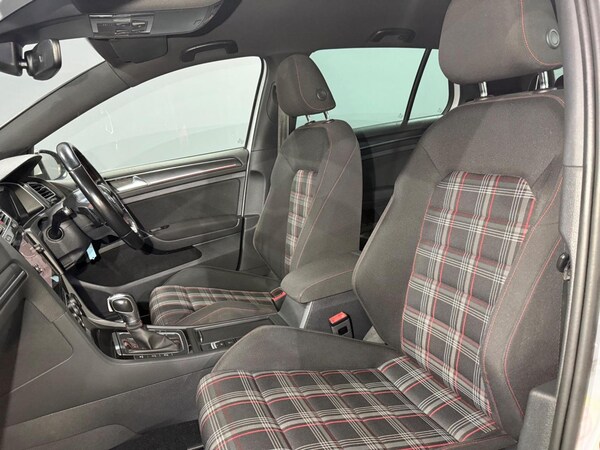 Used Volkswagen Golf 2018 for sale - 74835046: Photo 17