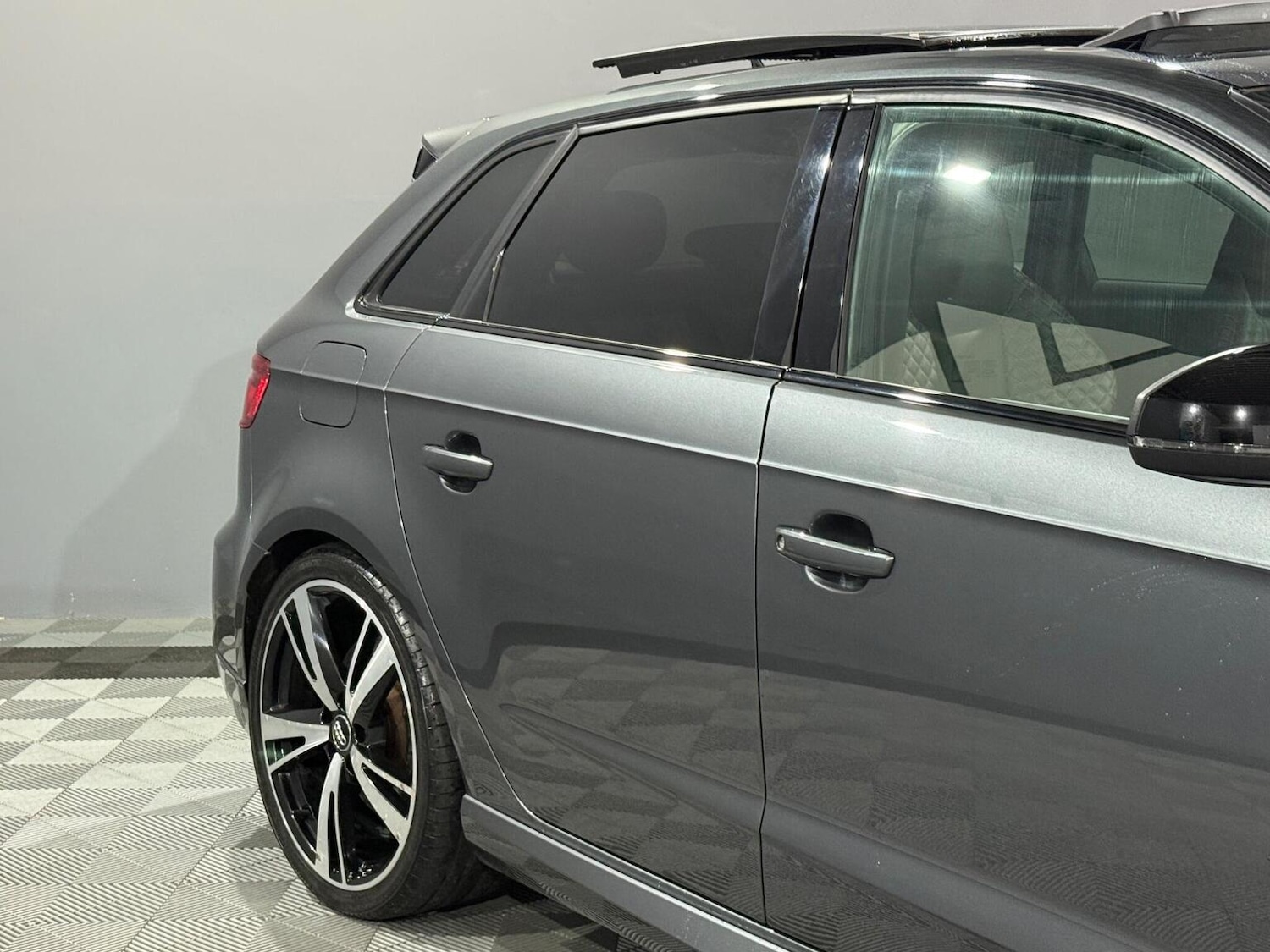 Used Audi RS3 2020 for sale - 77610092: Photo 5