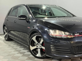 Used Volkswagen Golf 2015 for sale - 77464578: Photo