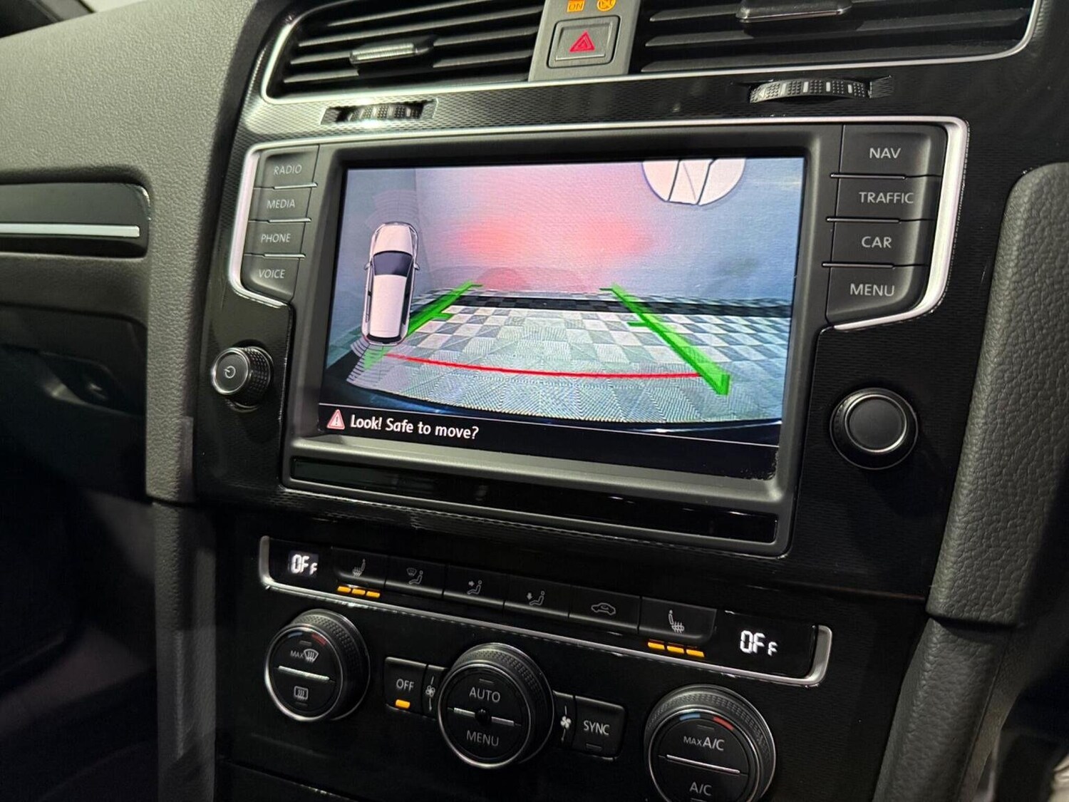 Used Volkswagen Golf 2015 for sale - 77464578: Photo 9