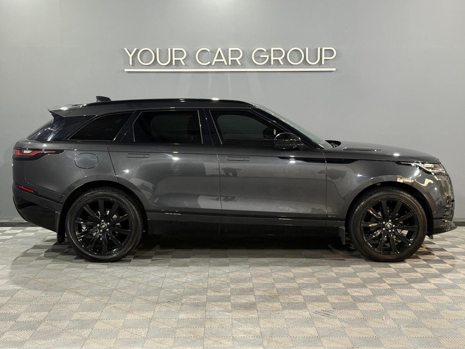 Used Land Rover Range Rover Velar 2018 for sale - 77438379: Photo 12