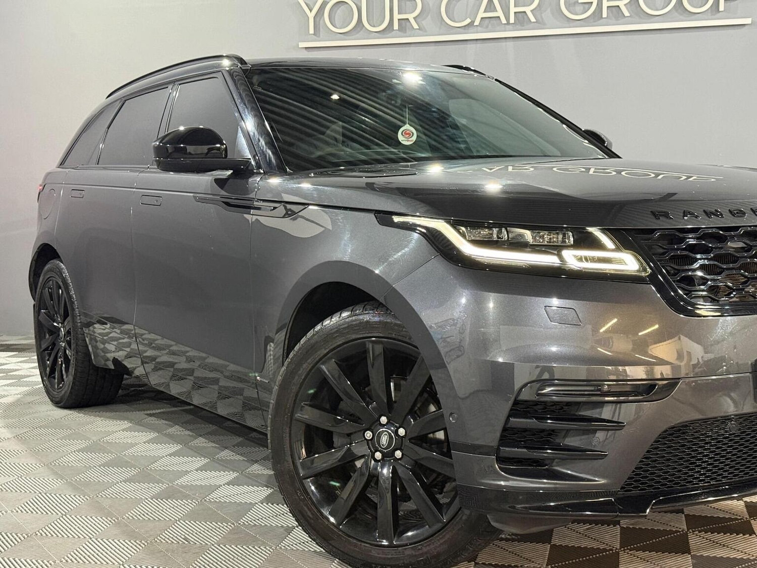 Used Land Rover Range Rover Velar 2018 for sale - 77438379: Photo 5