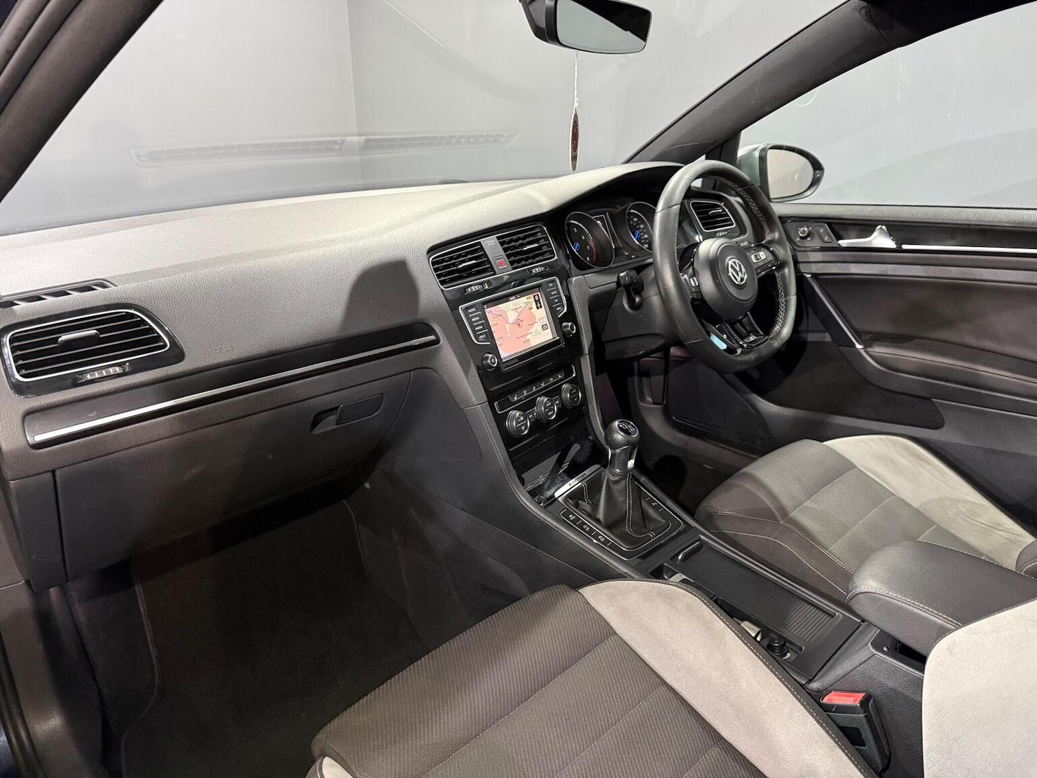 Used Volkswagen Golf 2016 for sale - 77129586: Photo 16