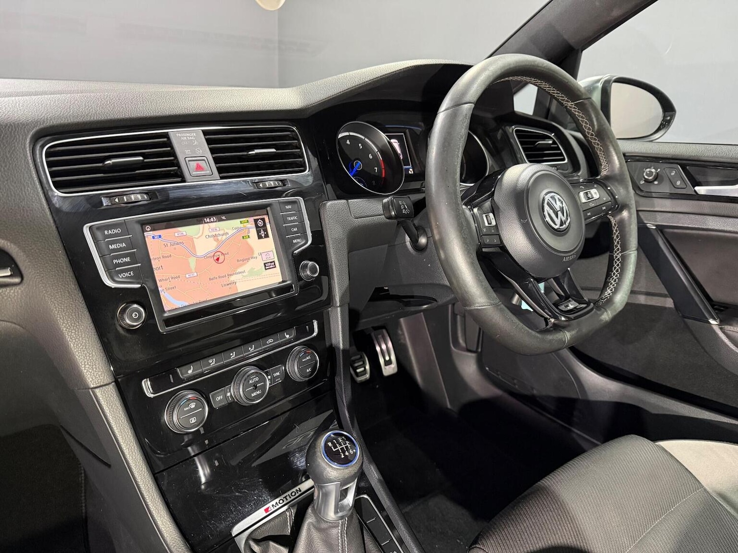 Used Volkswagen Golf 2016 for sale - 77129586: Photo 17