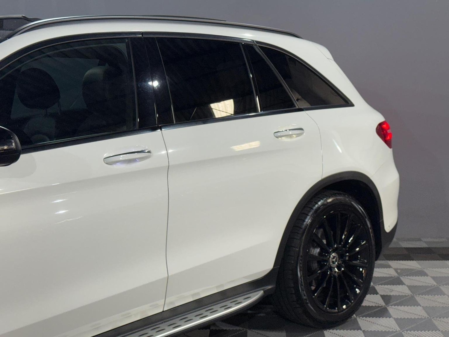 Used Mercedes-Benz GLC 2017 for sale - 76794072: Photo 8